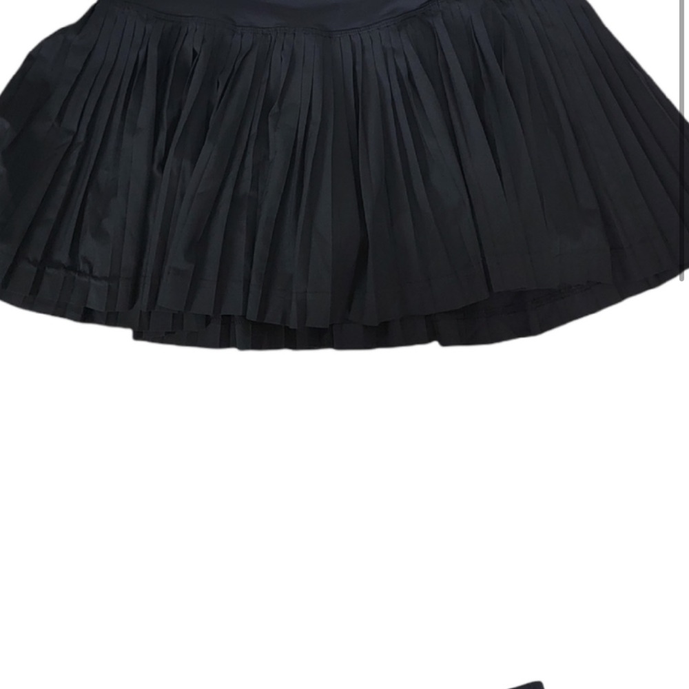 Lululemon Pleat To Street Skirt Black Size 10